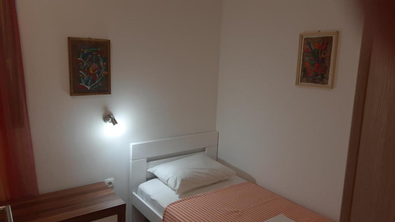 Apartmani Mw, Crveni Apartman باشْكا المظهر الخارجي الصورة