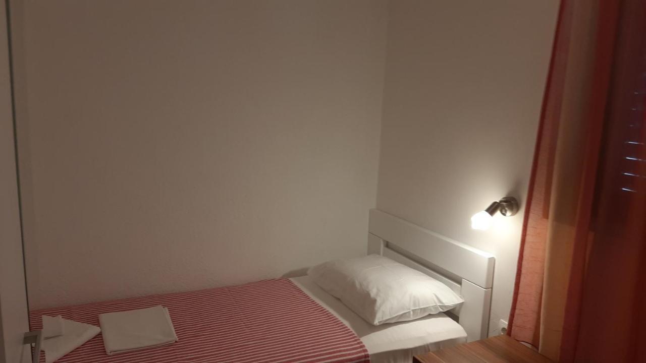 Apartmani Mw, Crveni Apartman باشْكا المظهر الخارجي الصورة