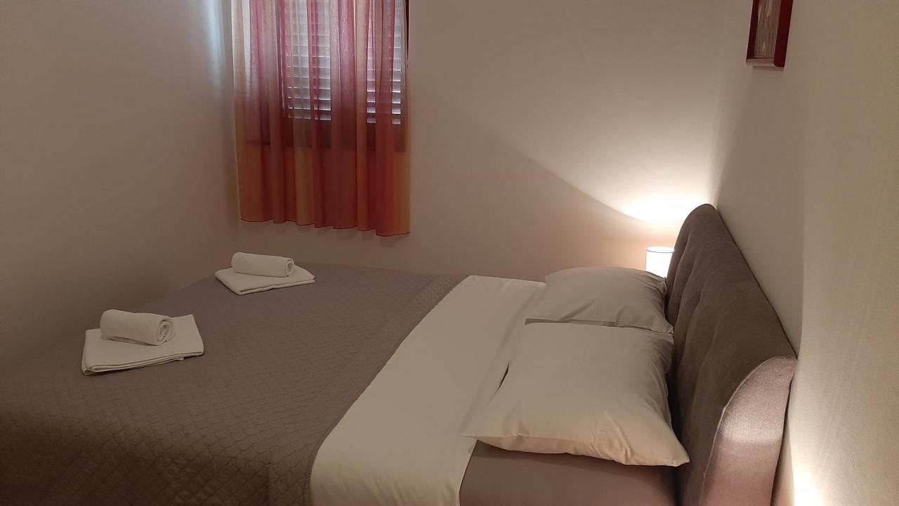 Apartmani Mw, Crveni Apartman باشْكا المظهر الخارجي الصورة