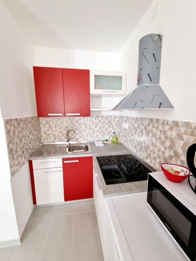 Apartmani Mw, Crveni Apartman باشْكا المظهر الخارجي الصورة