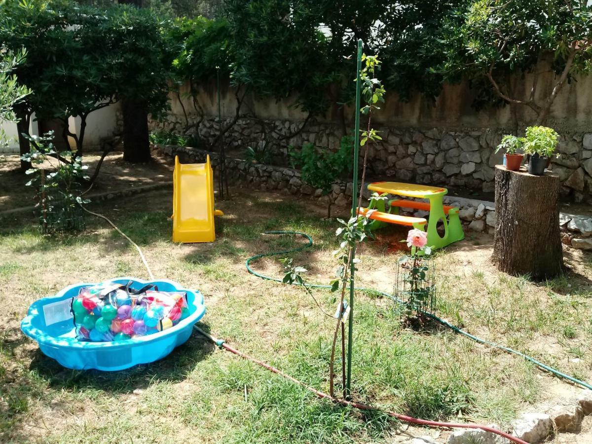 Apartmani Mw, Crveni Apartman باشْكا المظهر الخارجي الصورة