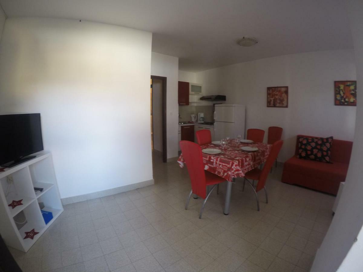 Apartmani Mw, Crveni Apartman باشْكا المظهر الخارجي الصورة